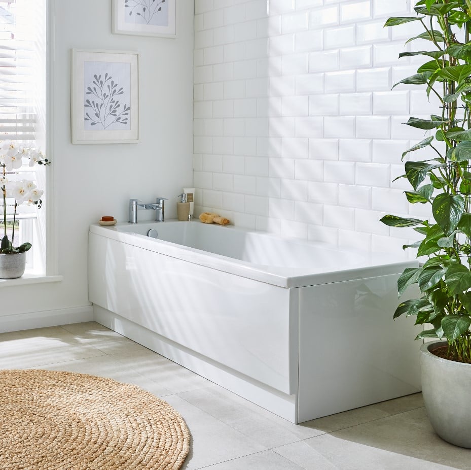 Proton 1500 x 700 Contract Bath